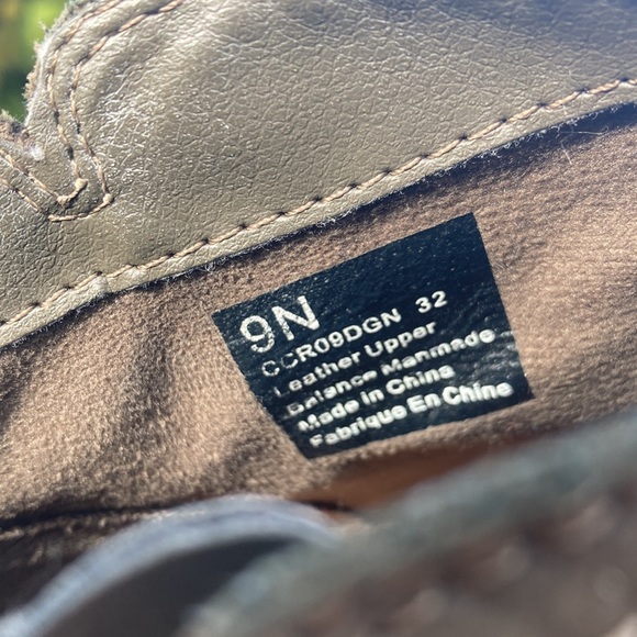 Cobb Hill by New Balance Nicole Stone Tan Leather Ankle Booties Size 9N - Picture 9 of 13